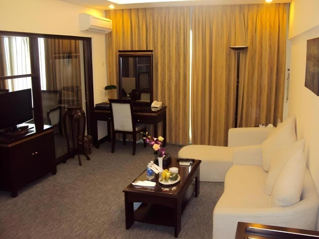 Huu Nghi Hotel Hai Phong Exteriér fotografie